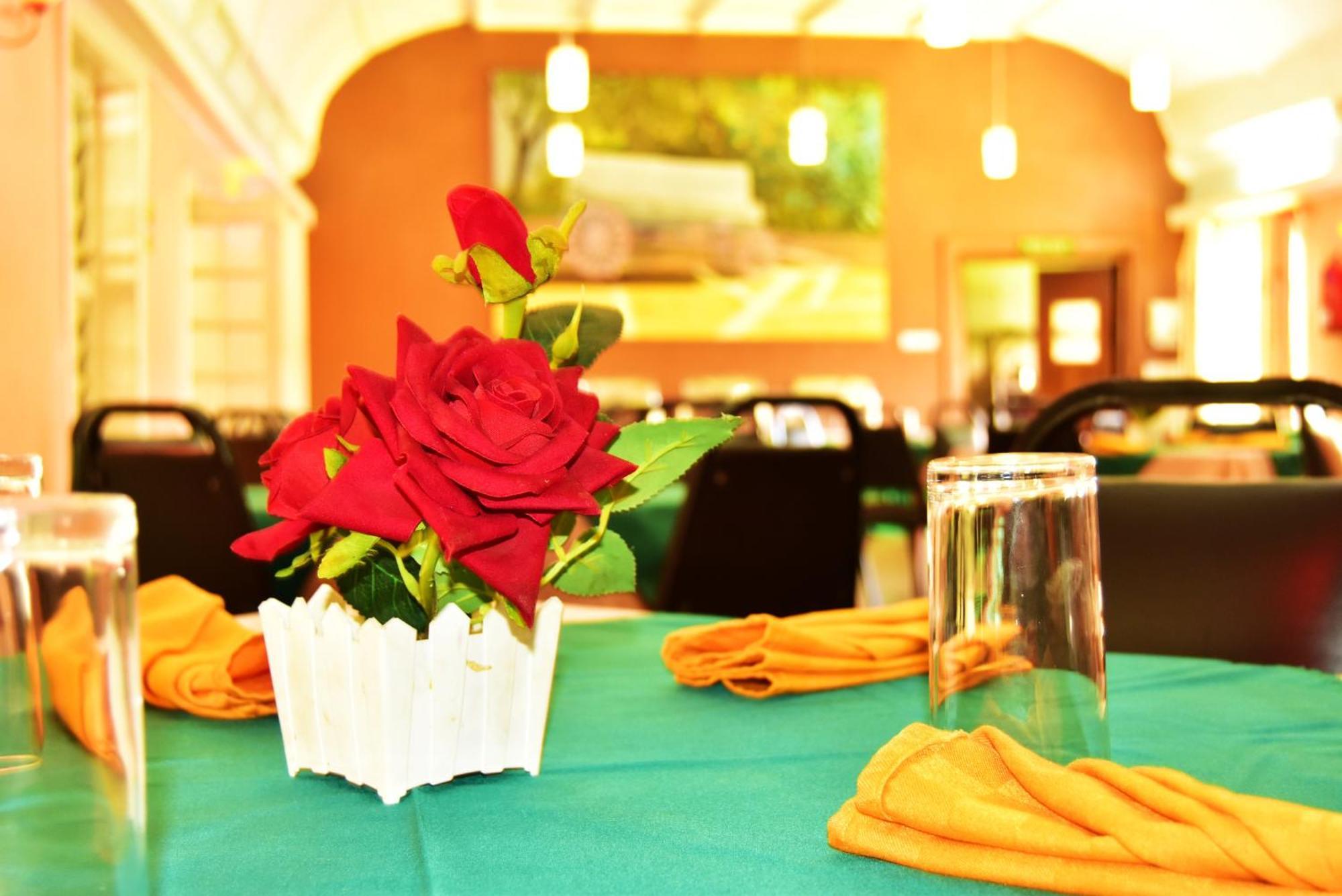 Wagon Wheel Hotel אלדורט מראה חיצוני תמונה